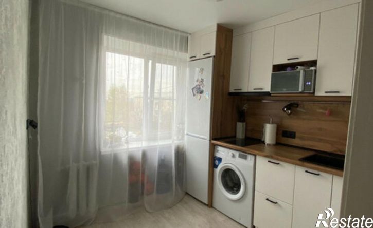 3-комн квартира пр-кт Победы, 192,  д. 192