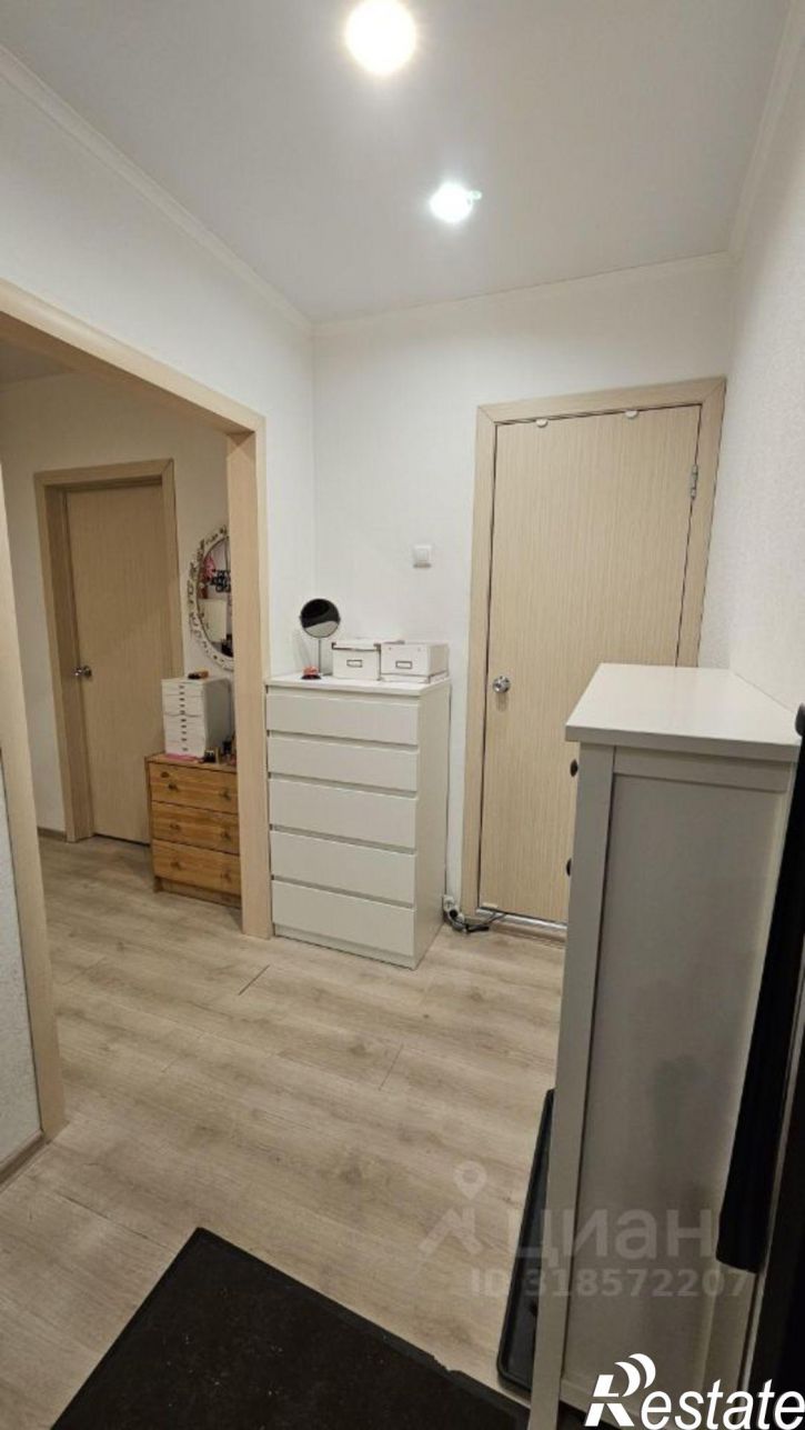 2-комн квартира улица 40-летия Победы, 57,  д. 57