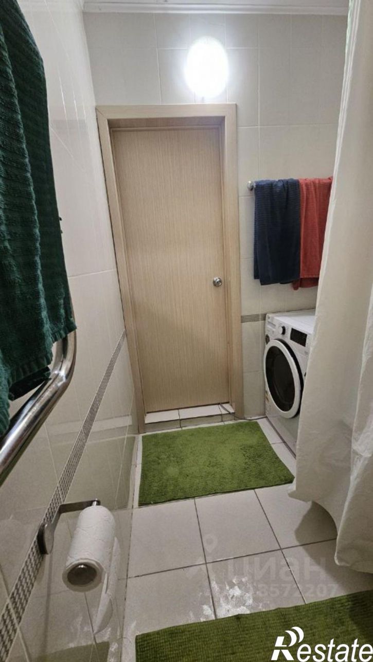 2-комн квартира улица 40-летия Победы, 57,  д. 57