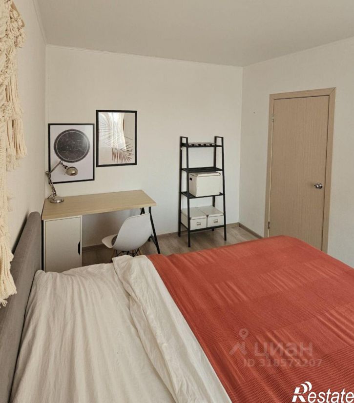 2-комн квартира улица 40-летия Победы, 57,  д. 57