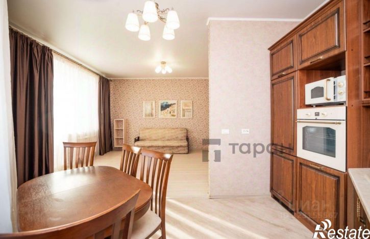 2-комн квартира пр-кт Победы, 215,  д. 215