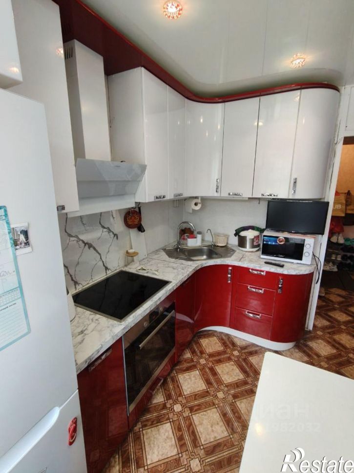 3-комн квартира улица Захаренко, 17,  д. 17