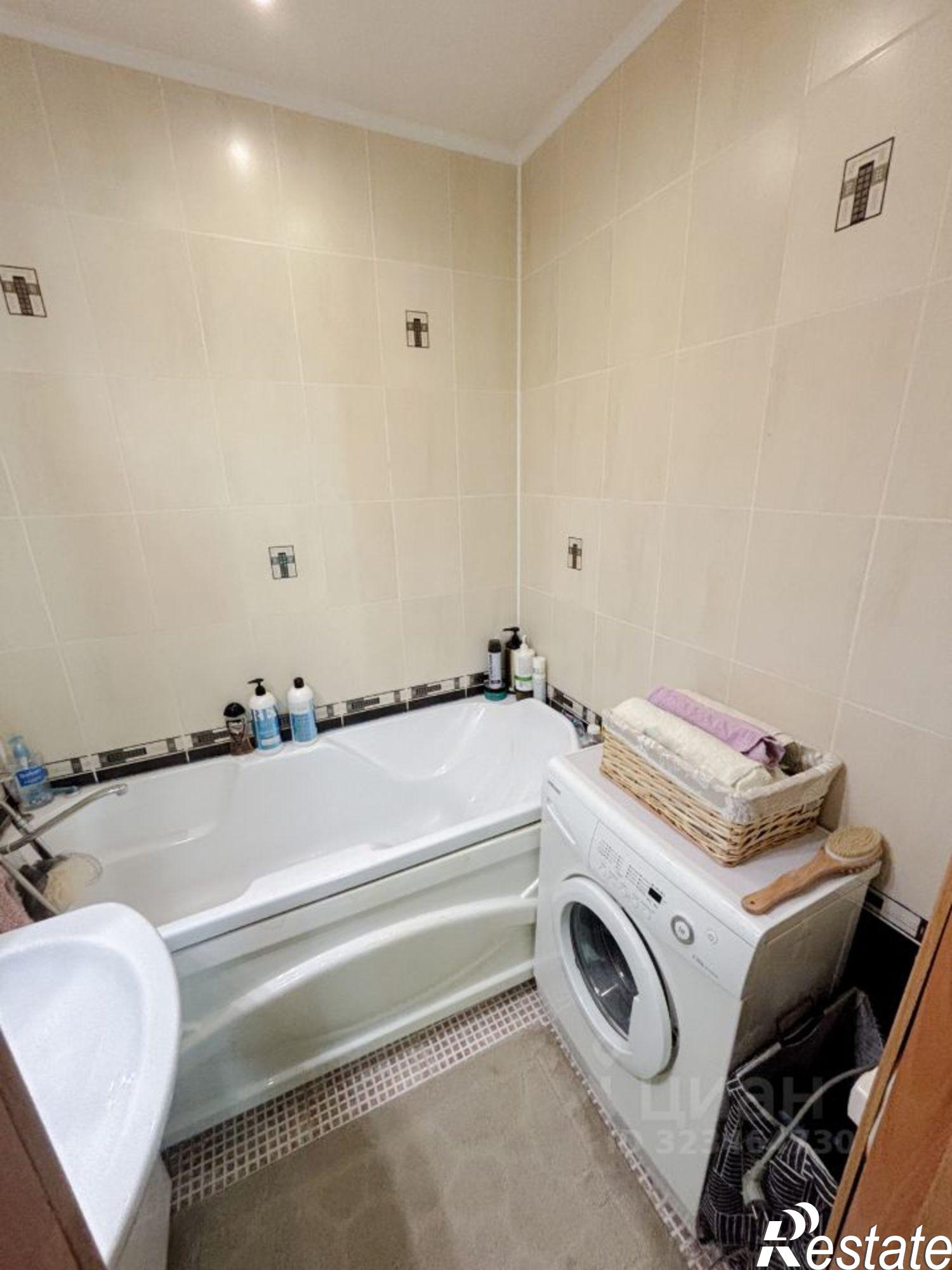 Купить квартиру за 4 500 000 рублей на Новороссийская улица, 130Б