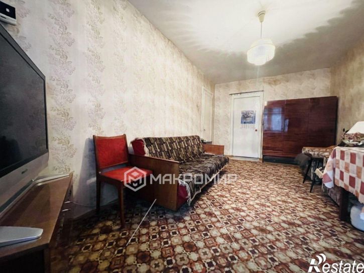 2-комн квартира пр-кт Победы, 308,  д. 308