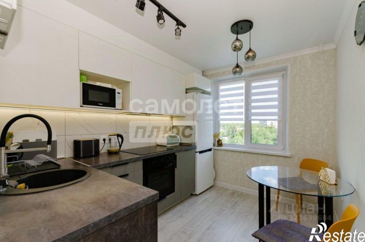 3-комн квартира улица Захаренко, 17,  д. 17