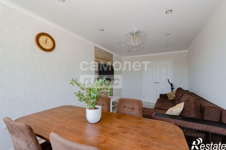 3-комн квартира улица Захаренко, 17,  д. 17