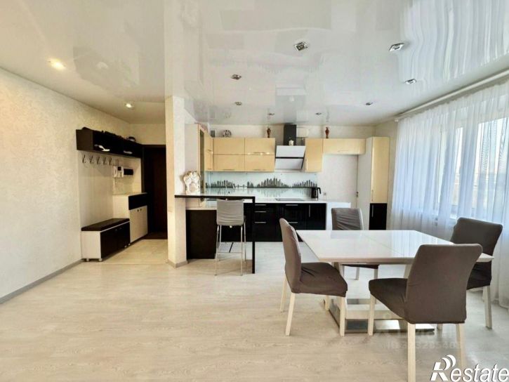 3-комн квартира улица Дзержинского, 97Б,  д. 97Б