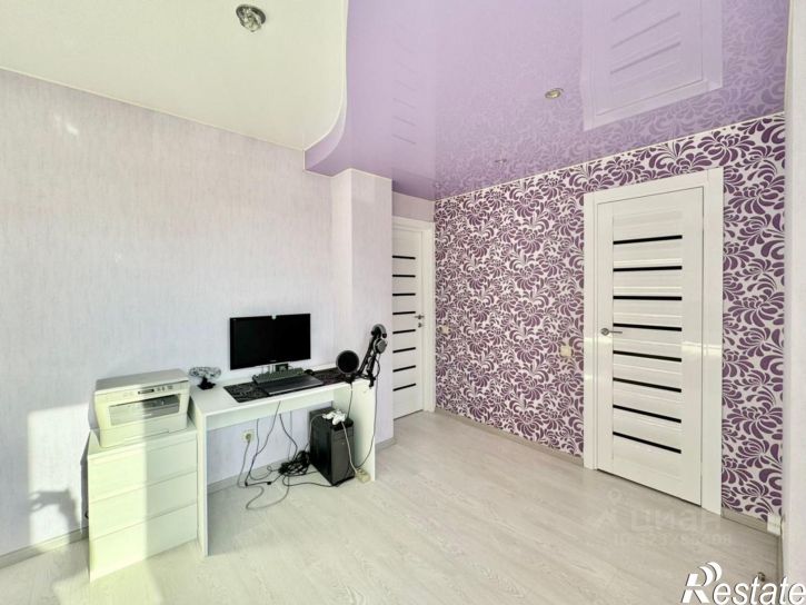 3-комн квартира улица Дзержинского, 97Б,  д. 97Б