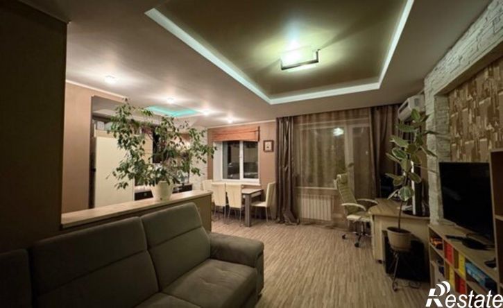 2-комн квартира ул Молодогвардейцев, 58,  д. 58