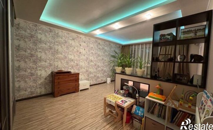 2-комн квартира ул Молодогвардейцев, 58,  д. 58