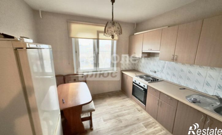 2-комн квартира ул Братьев Кашириных, 102,  д. 102