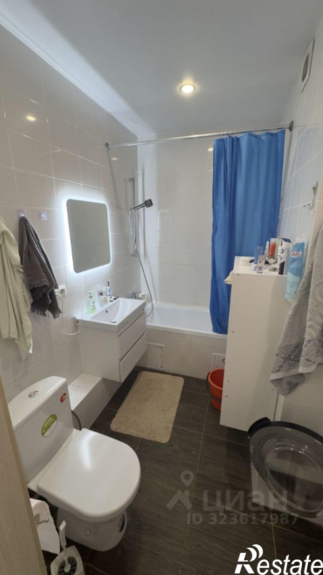 Купить квартиру за 7 990 000 рублей на ул Братьев Кашириных, 131Б