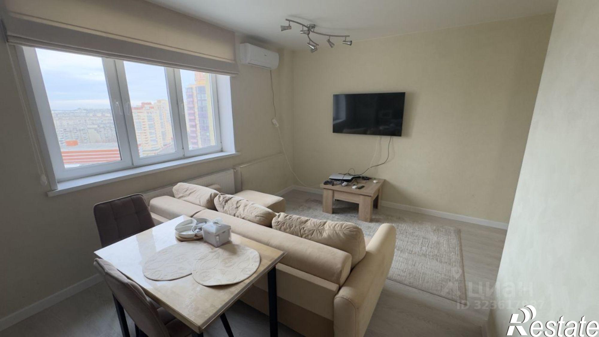 Купить квартиру за 7 990 000 рублей на ул Братьев Кашириных, 131Б