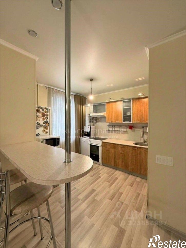 2-комн квартира улица Университетская Набережная, 18,  д. 18