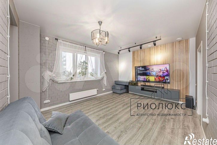 2-комн квартира пр-кт Героя России Родионова Е.Н., 13,  д. 13