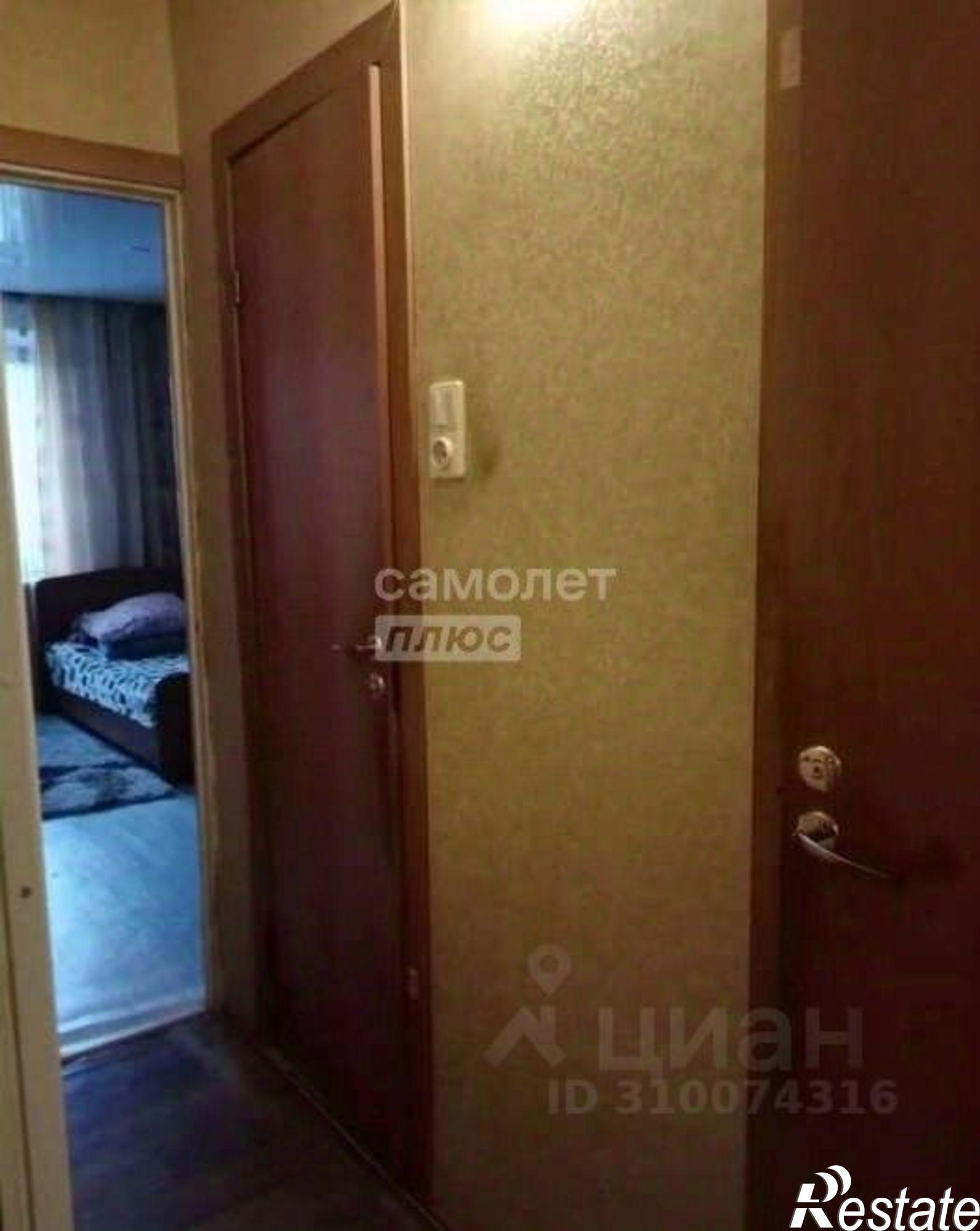 Купить квартиру за 5 900 000 рублей на улица Братьев Кашириных, 102