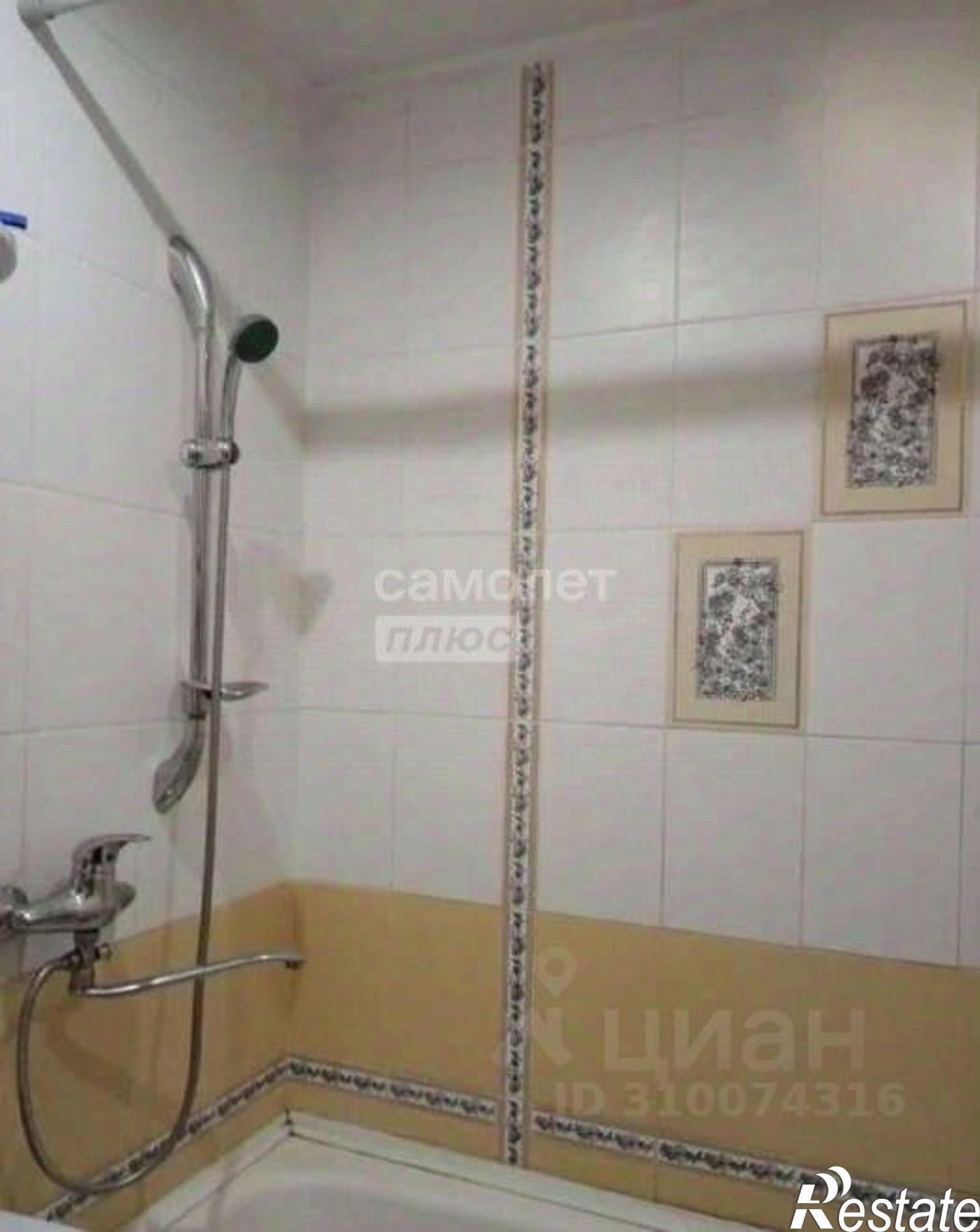 Купить квартиру за 5 900 000 рублей на улица Братьев Кашириных, 102