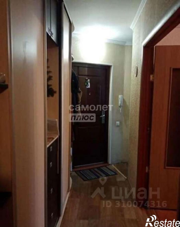 3-комн квартира улица Братьев Кашириных, 102,  д. 102