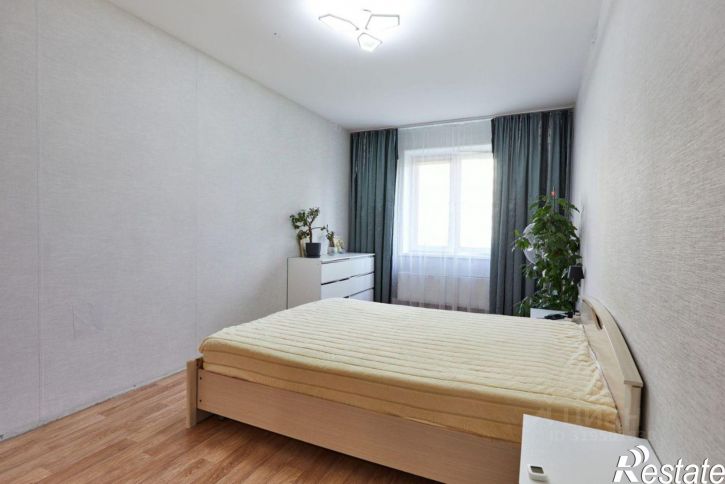 2-комн квартира улица Генерала Мартынова, 14,  д. 14