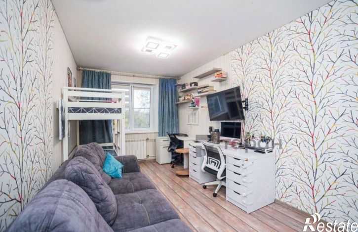 3-комн квартира улица Ворошилова, 9Б,  д. 9Б