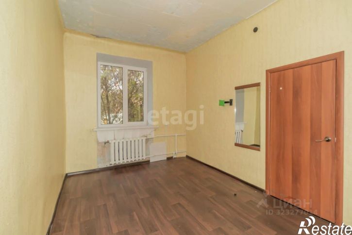 3-комн квартира улица Правдухина, 8,  д. 8