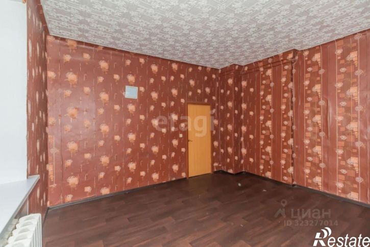 3-комн квартира улица Правдухина, 8,  д. 8