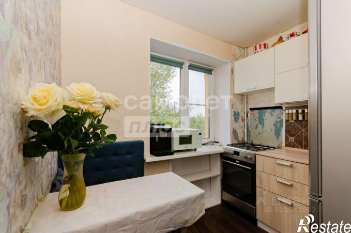 2-комн квартира улица Бажова, 50,  д. 50