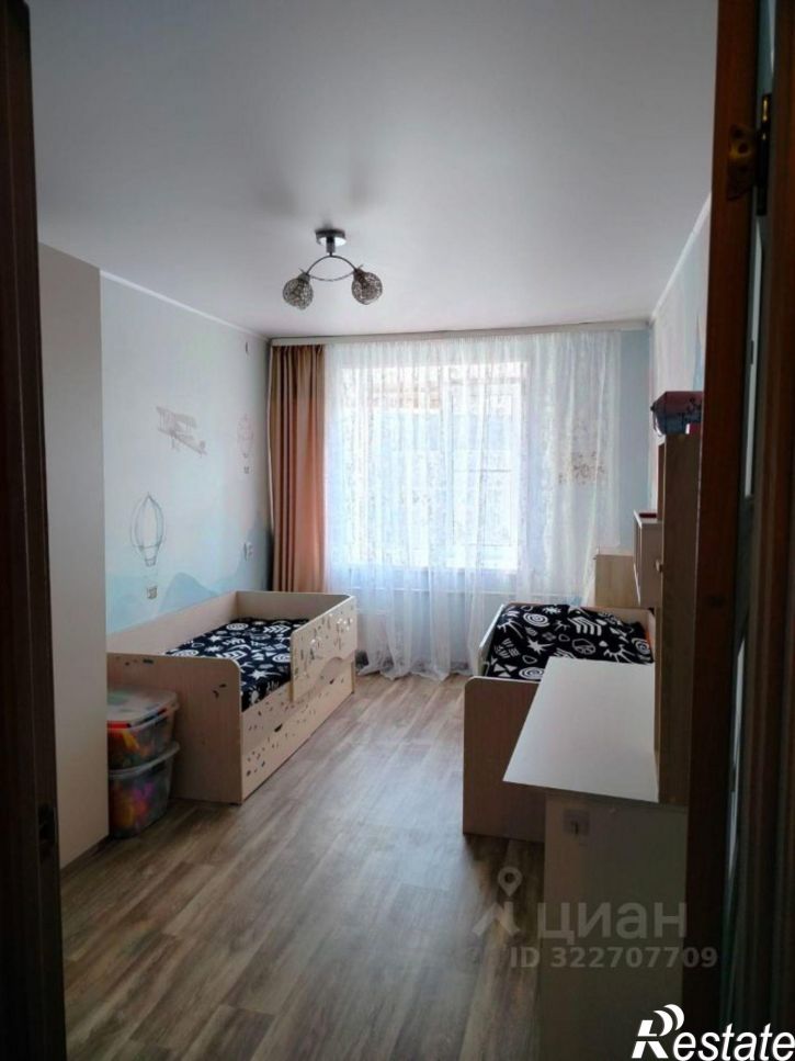 3-комн квартира Мебельная улица, 51,  д. 51