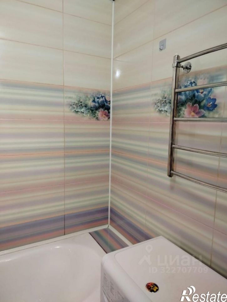 3-комн квартира Мебельная улица, 51,  д. 51