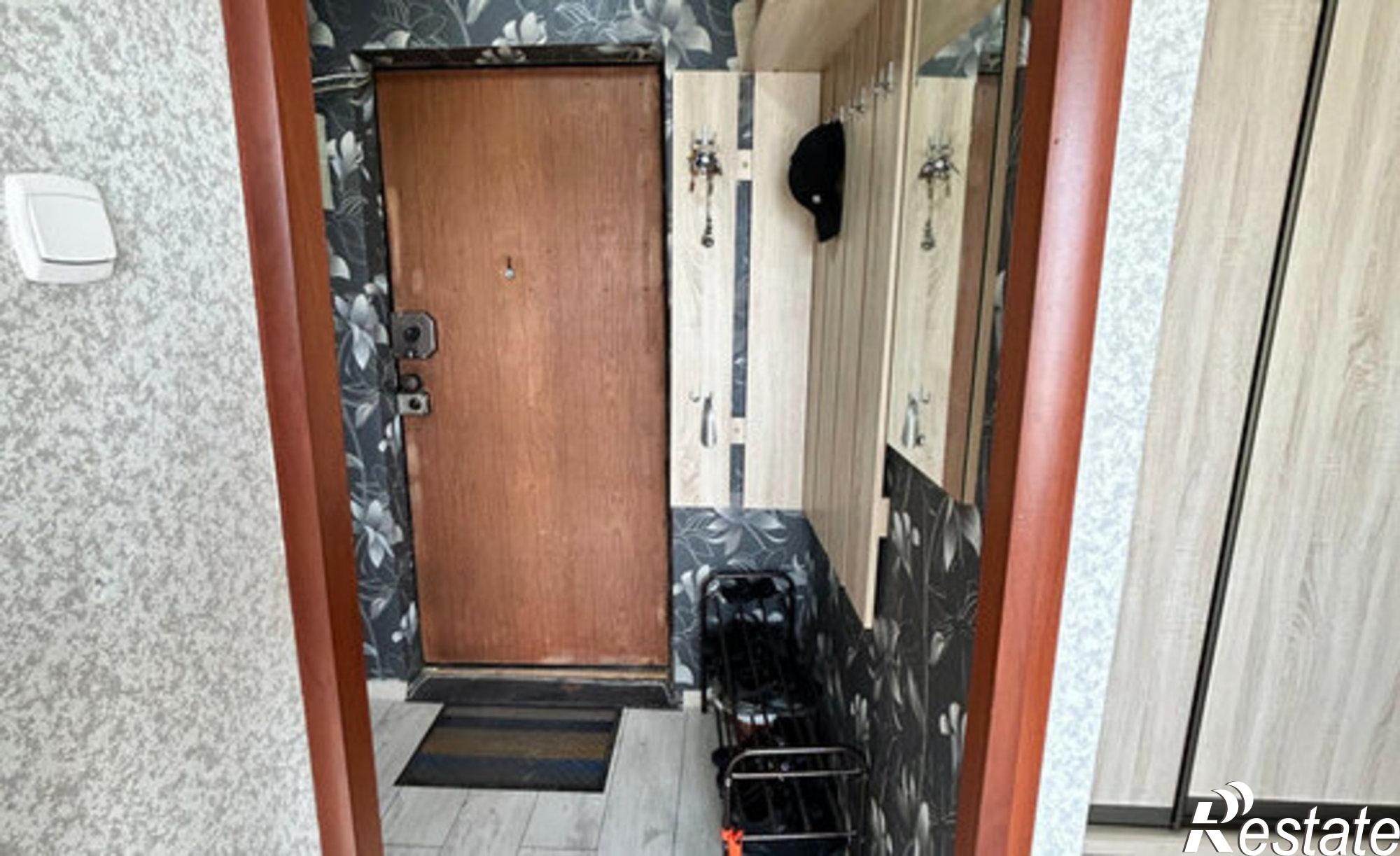 Купить квартиру за 2 300 000 рублей на Вязовая улица, 29