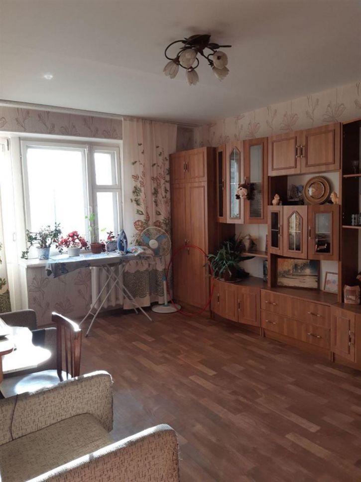 2-комн квартира ул Коммунаров, д. 36