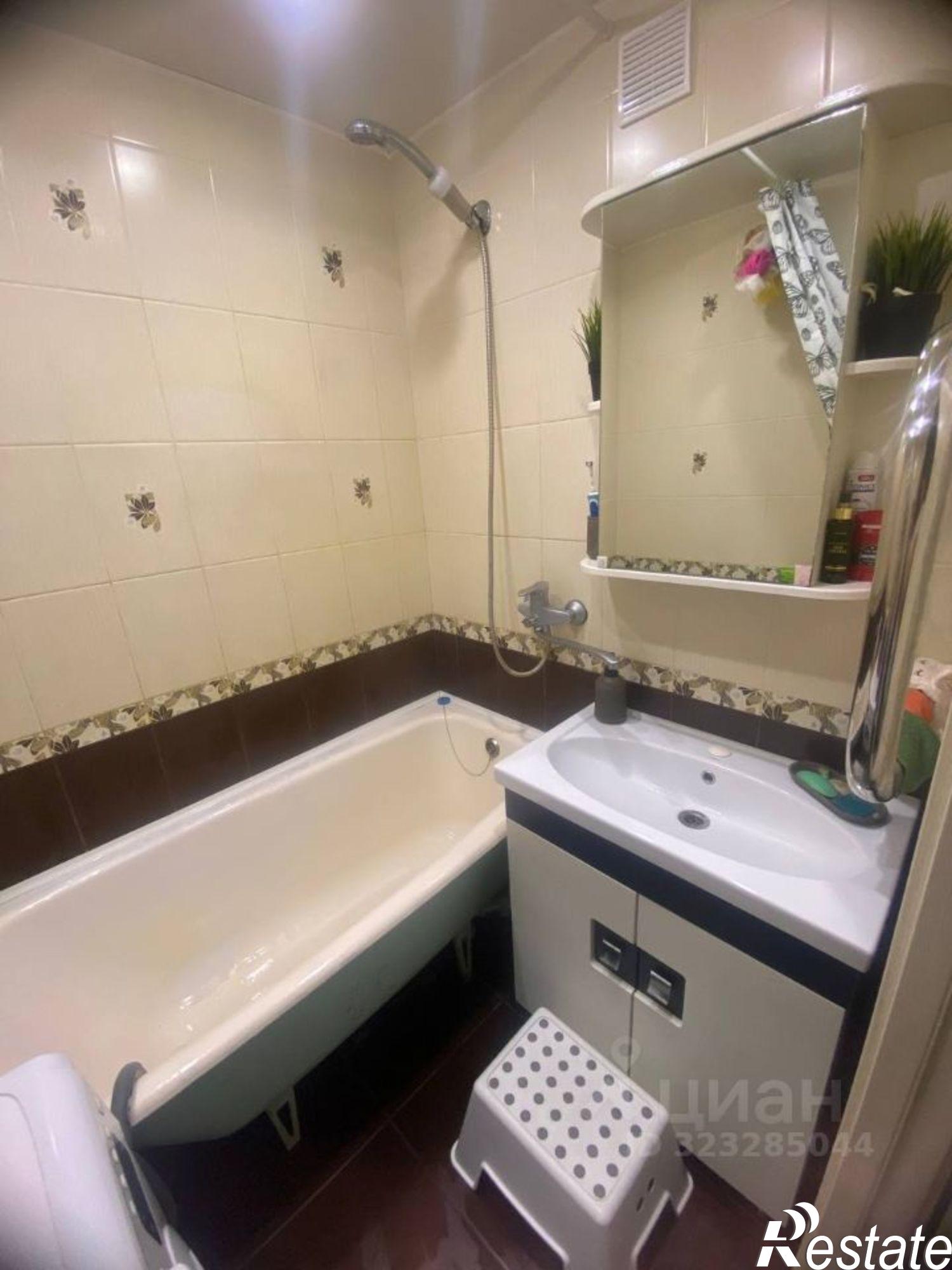 Купить квартиру за 5 900 000 рублей на улица Братьев Кашириных, 93