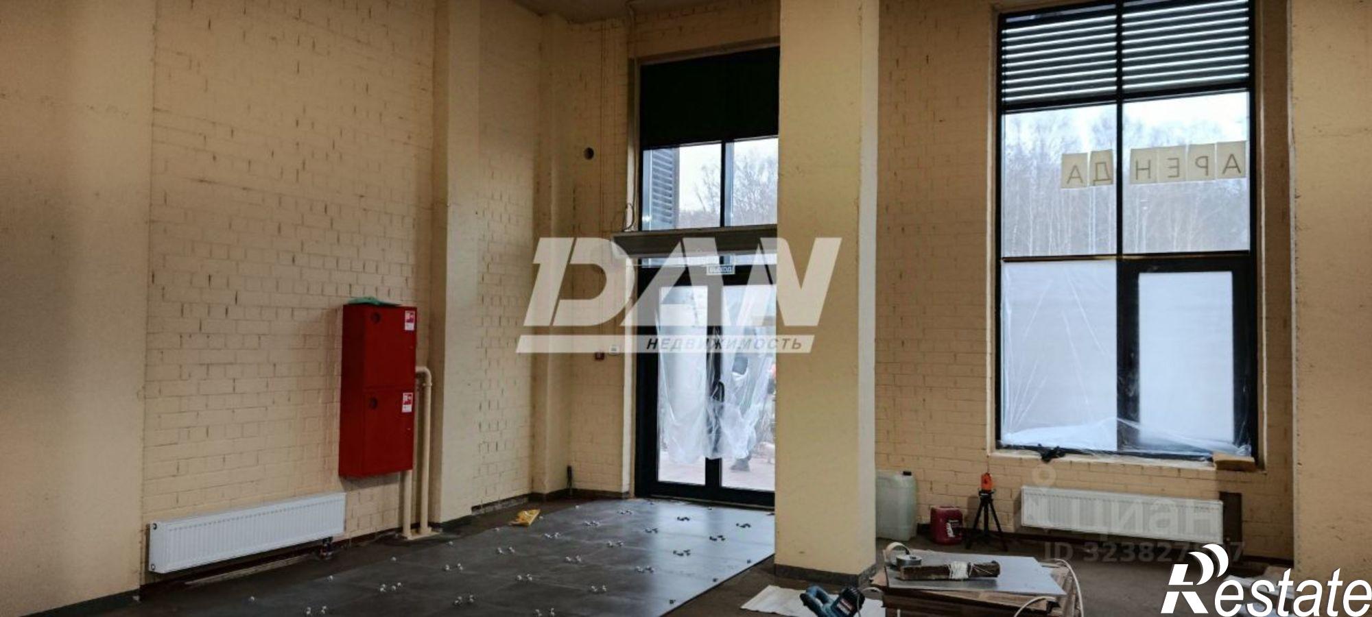 Сдать торговое помещение за 211 200 рублей на Комсомольский пр-кт, 143