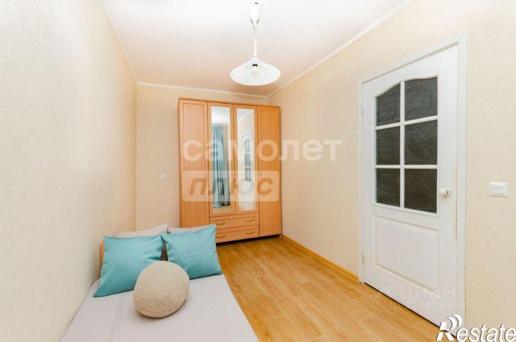 2-комн квартира улица Клары Цеткин, 48,  д. 48