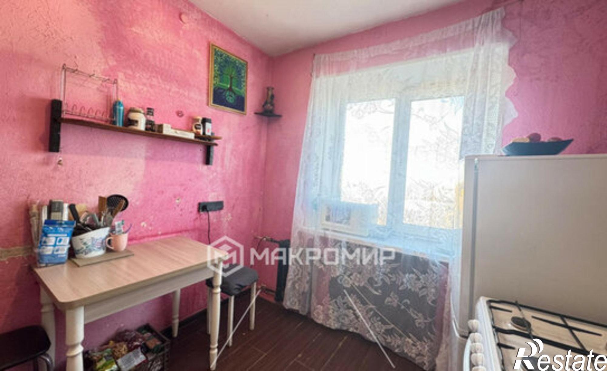 Купить квартиру за 2 400 000 рублей на Троицкий тракт, 44