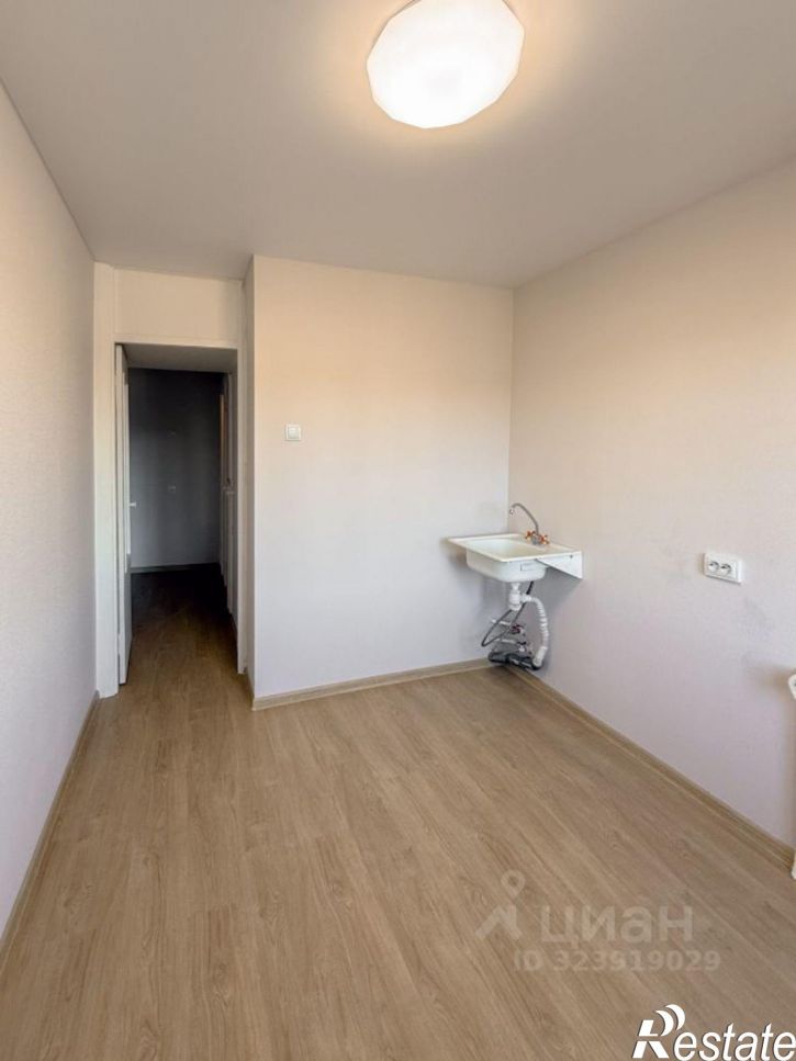 3-комн квартира улица Ворошилова, 37,  д. 37