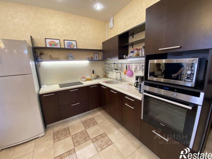 3-комн квартира улица Бейвеля, 1,  д. 1