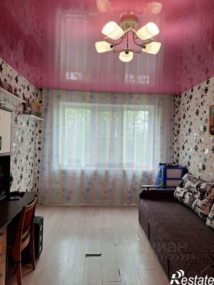 3-комн квартира улица Молодогвардейцев, 4,  д. 4