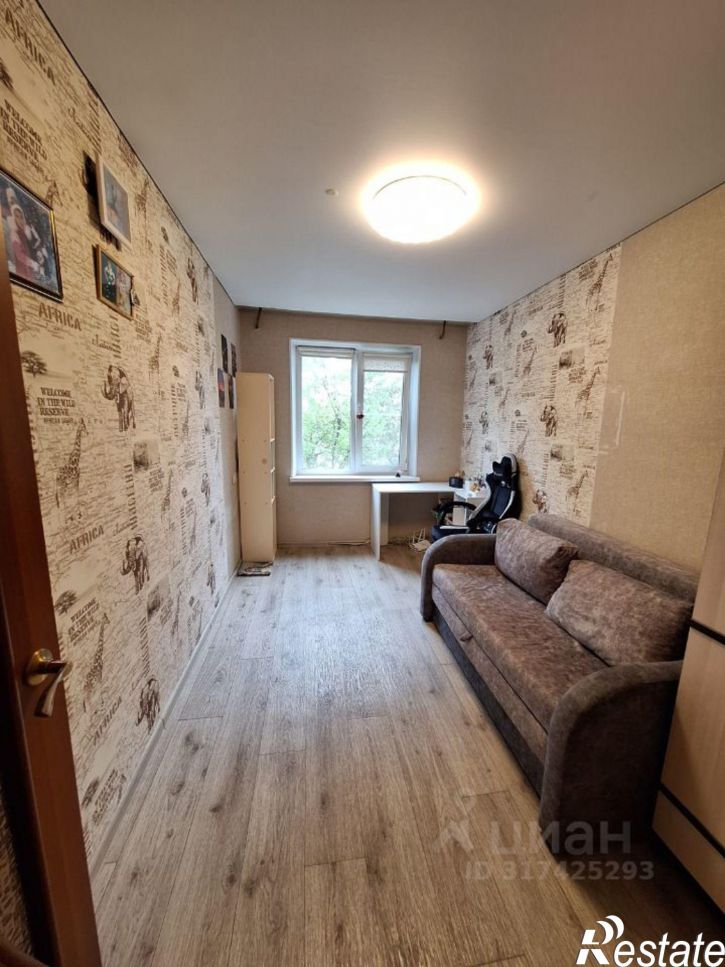 3-комн квартира улица Молодогвардейцев, 4,  д. 4