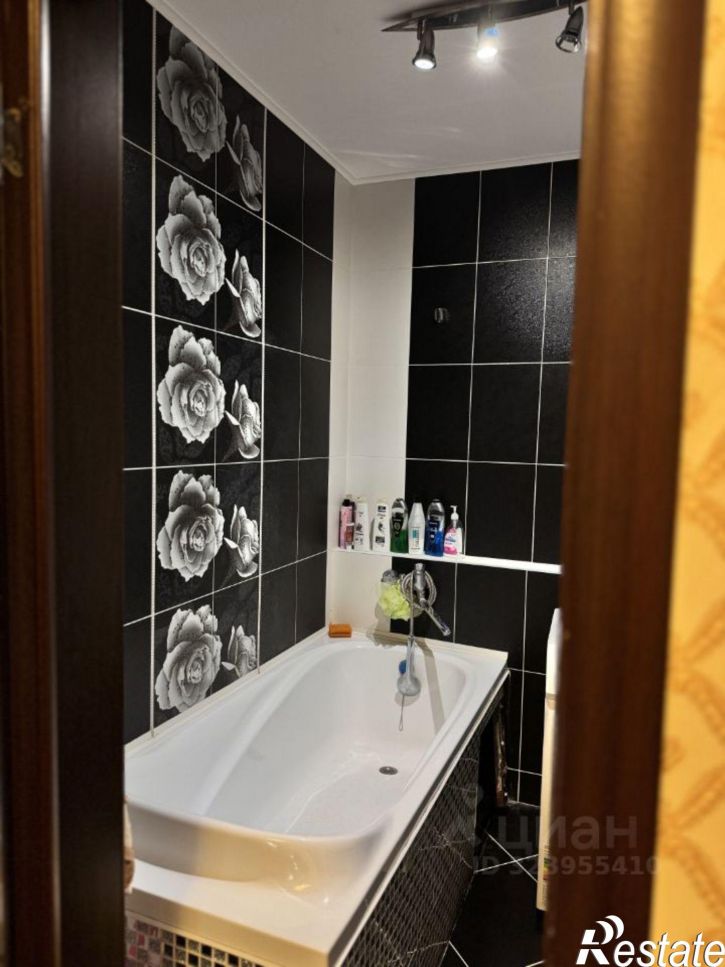 2-комн квартира Свердловский проспект, 35,  д. 35