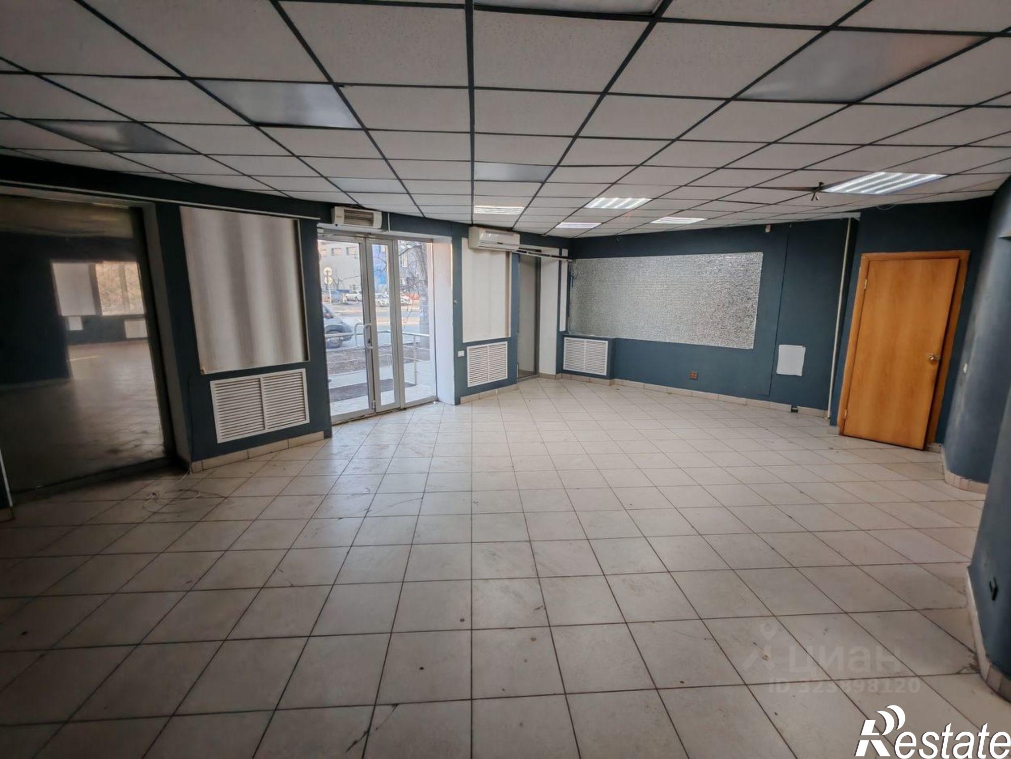 Сдать торговое помещение за 78 001 рублей на ул Сталеваров, 26