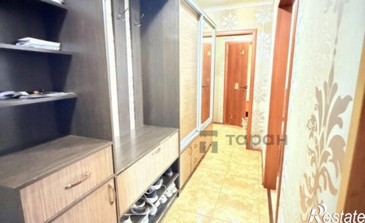 3-комн квартира улица Косарева, 52,  д. 52