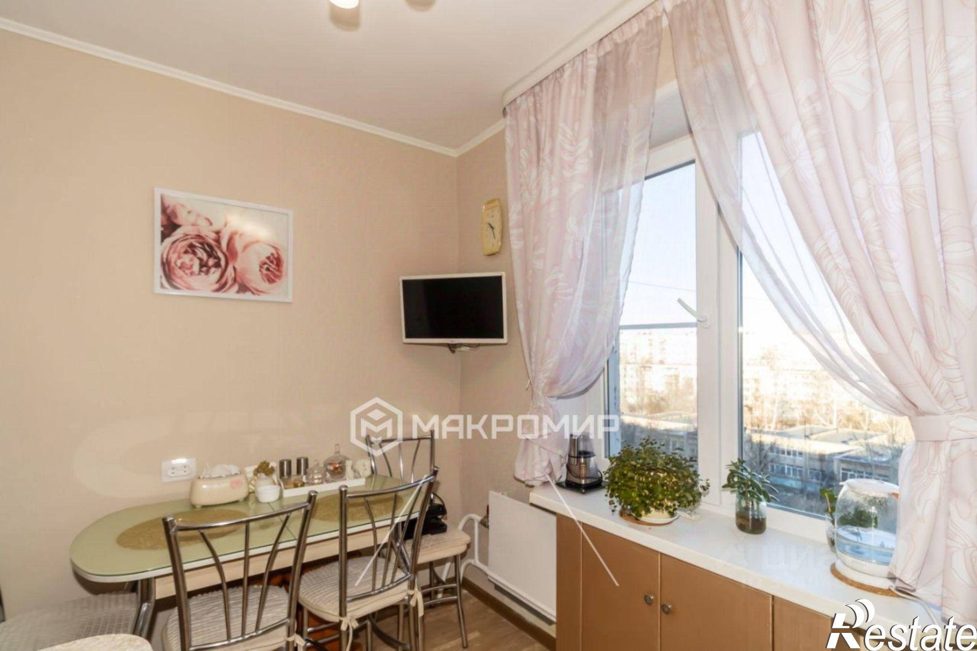 Купить квартиру за 6 500 000 рублей на ул Молодогвардейцев, 70