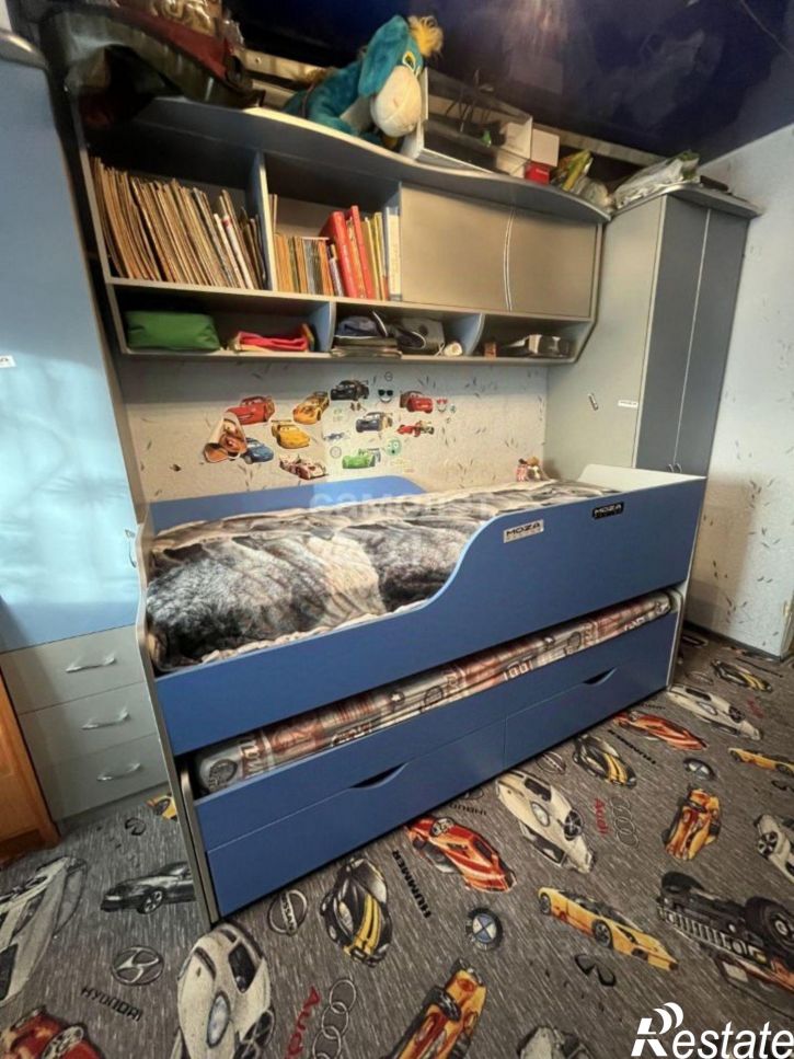 3-комн квартира пр-кт Победы, 192,  д. 192