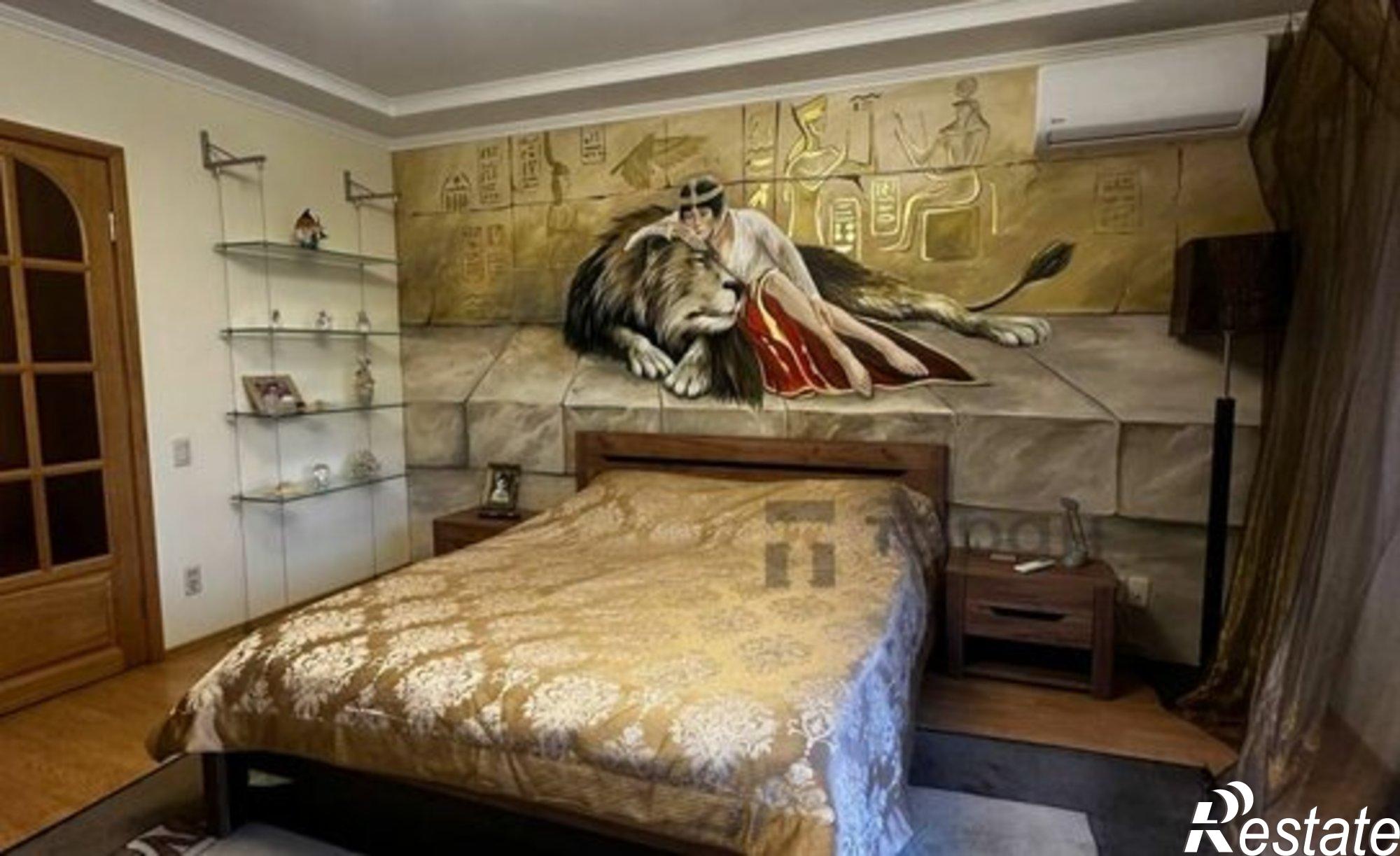 Купить квартиру за 9 000 000 рублей на Комсомольский проспект, 100