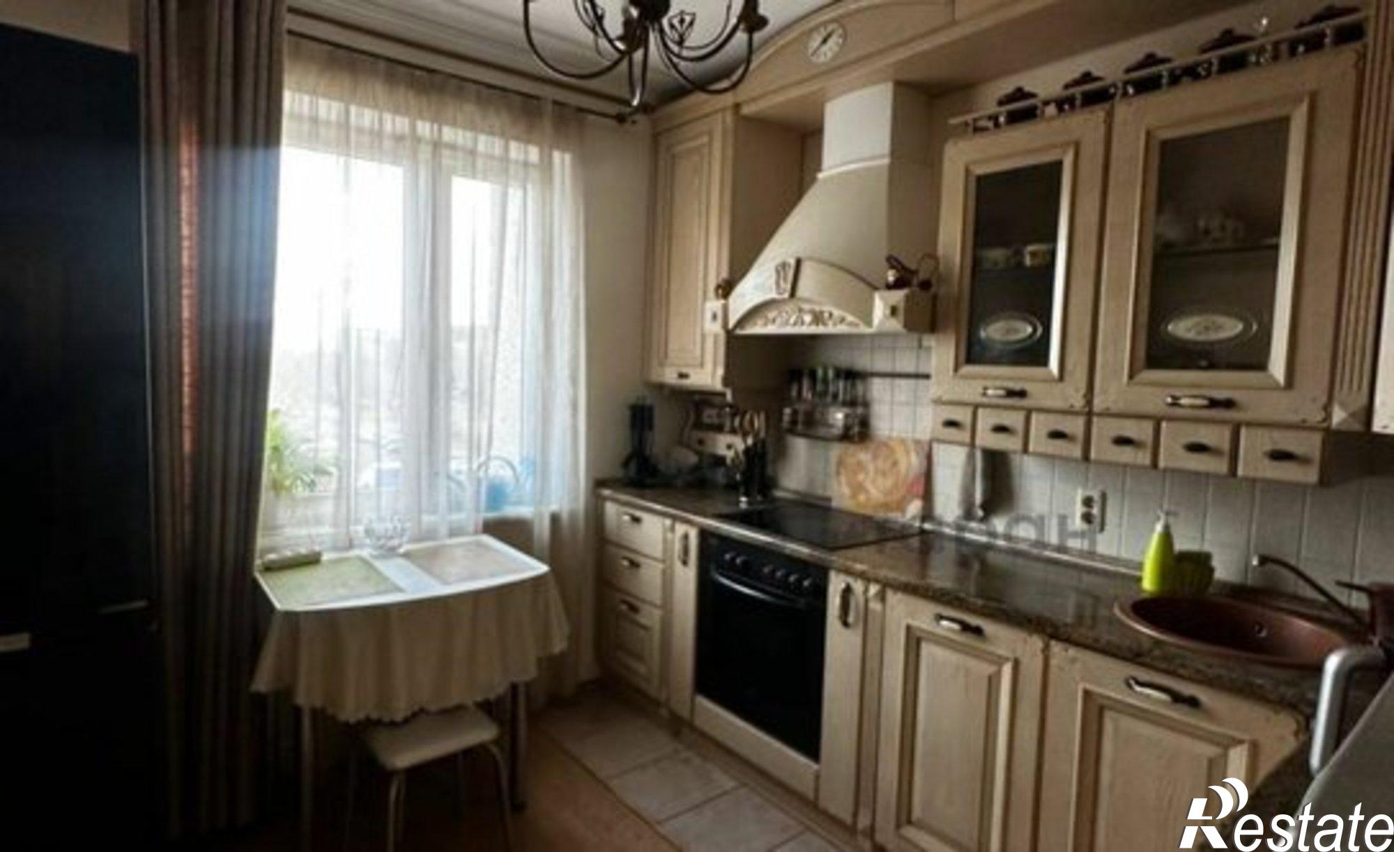 Купить квартиру за 9 000 000 рублей на Комсомольский проспект, 100