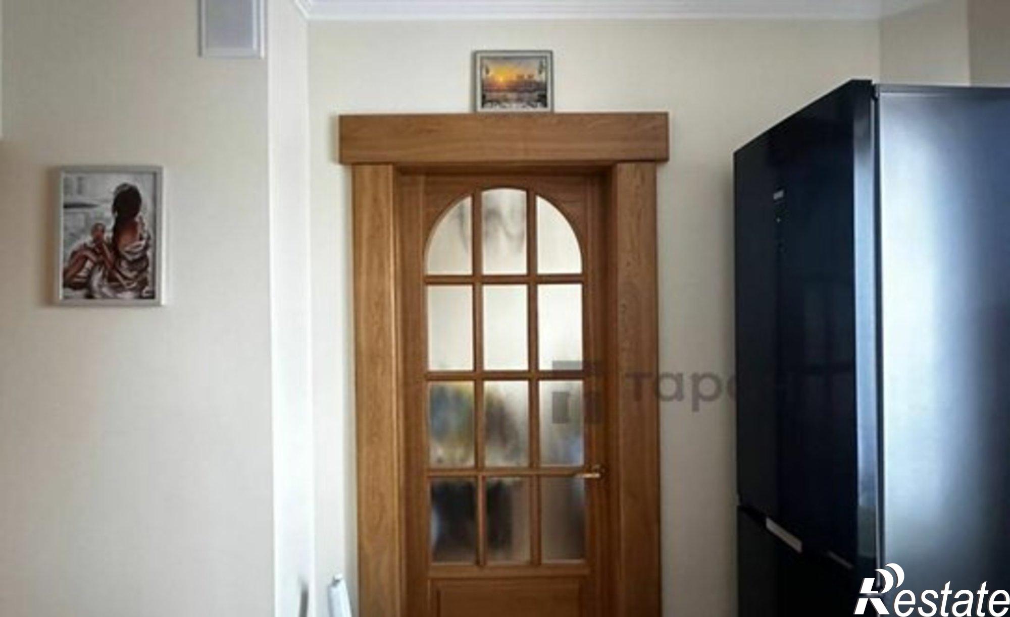 Купить квартиру за 9 000 000 рублей на Комсомольский проспект, 100