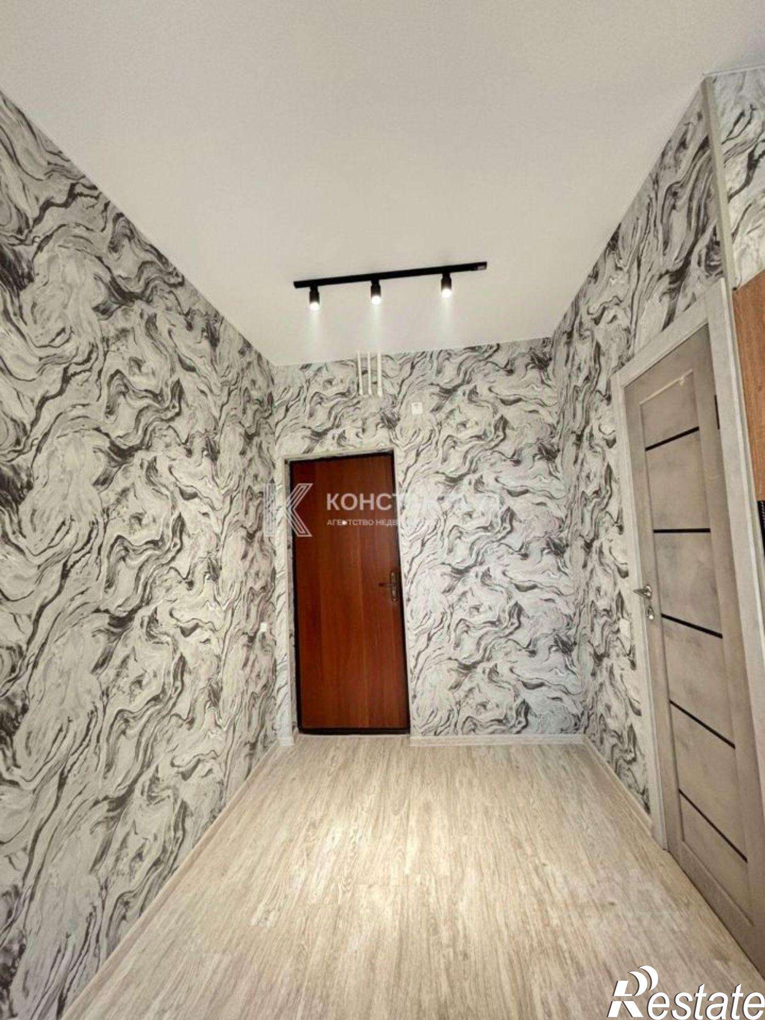 Купить комнату за 1 800 000 рублей на улица 40-летия Октября, 18