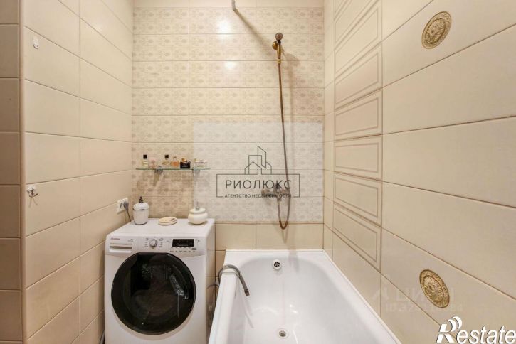 1-комн квартира улица Дмитрия Неаполитанова, 10,  д. 10