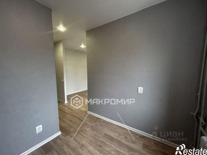 2-комн квартира улица 60 лет Октября, 34,  д. 34